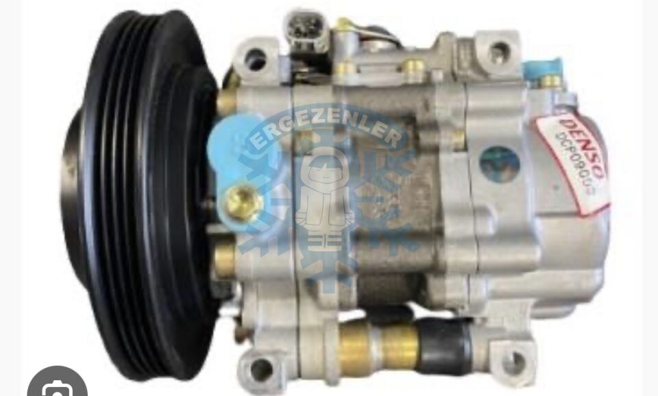 TOYOTA COROLLA AE101 4425002170 KLİMA KOMPRESÖRÜ