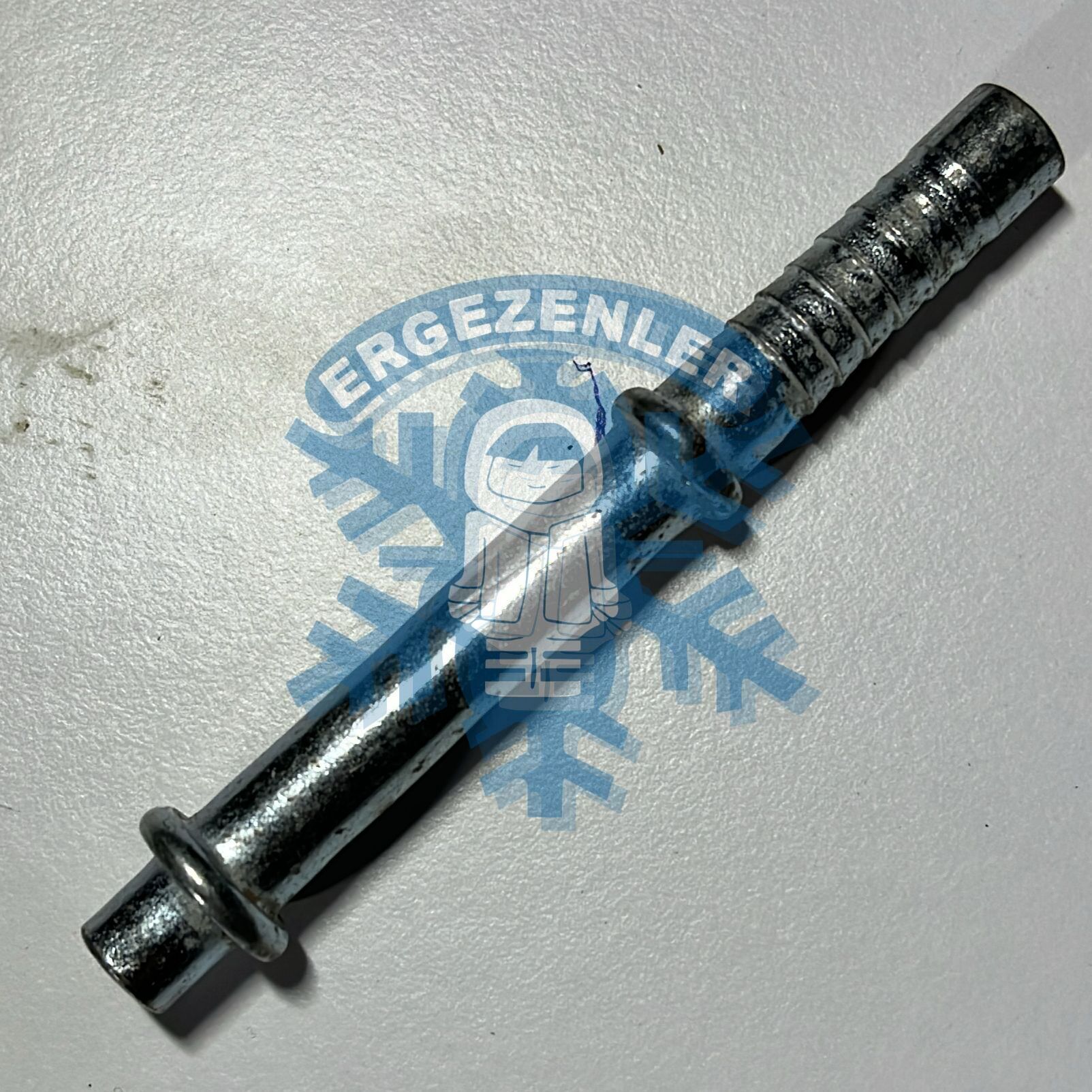 8mm DEMİR REKOR