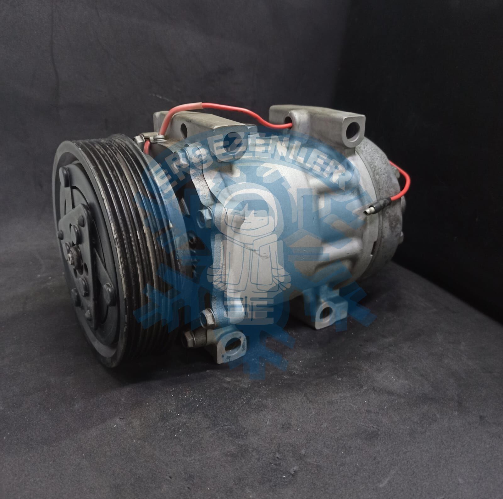 Kompresör 'REVİZYONLU' UNİVERSAL SAPLAMALI 7PK 12V