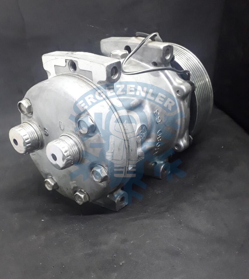 Kompresör 'REVİZYONLU' UNİVERSAL SD7H13 SAPLAMALI 32'LİK ÇIKIŞ