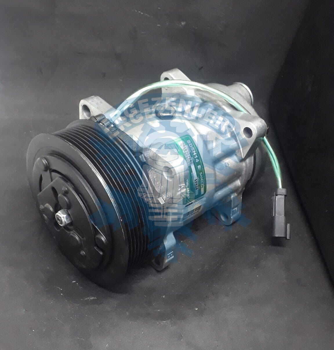 Kompresör İŞ MAKİNESİ SD7H14 KULAKLI 8PK