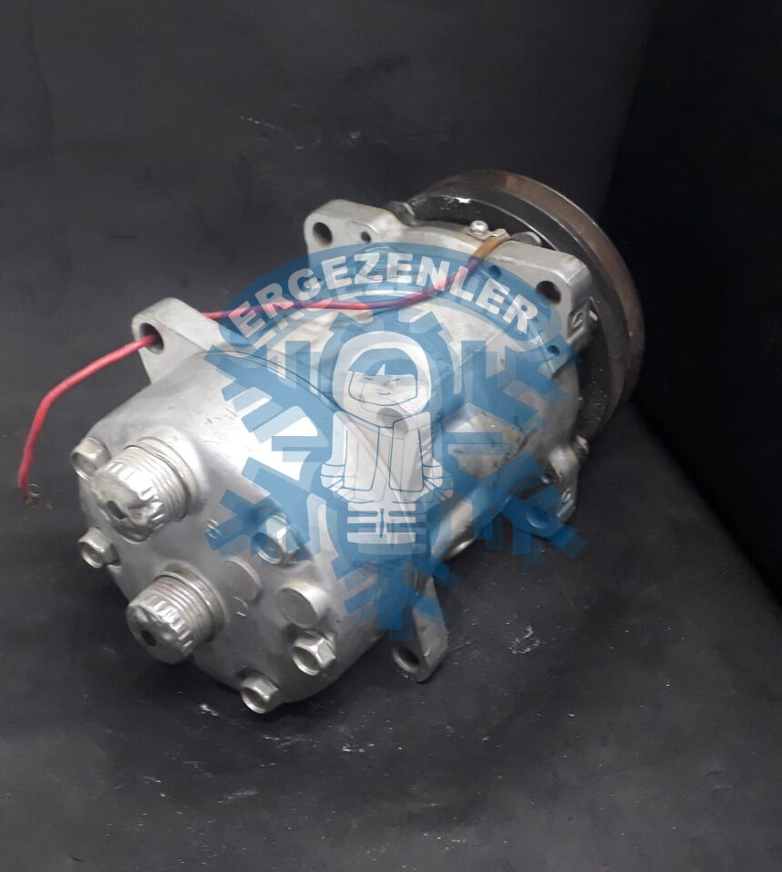 Kompresör 'REVİZYONLU' UNİVERSAL SD7H15 12V KULAKLI