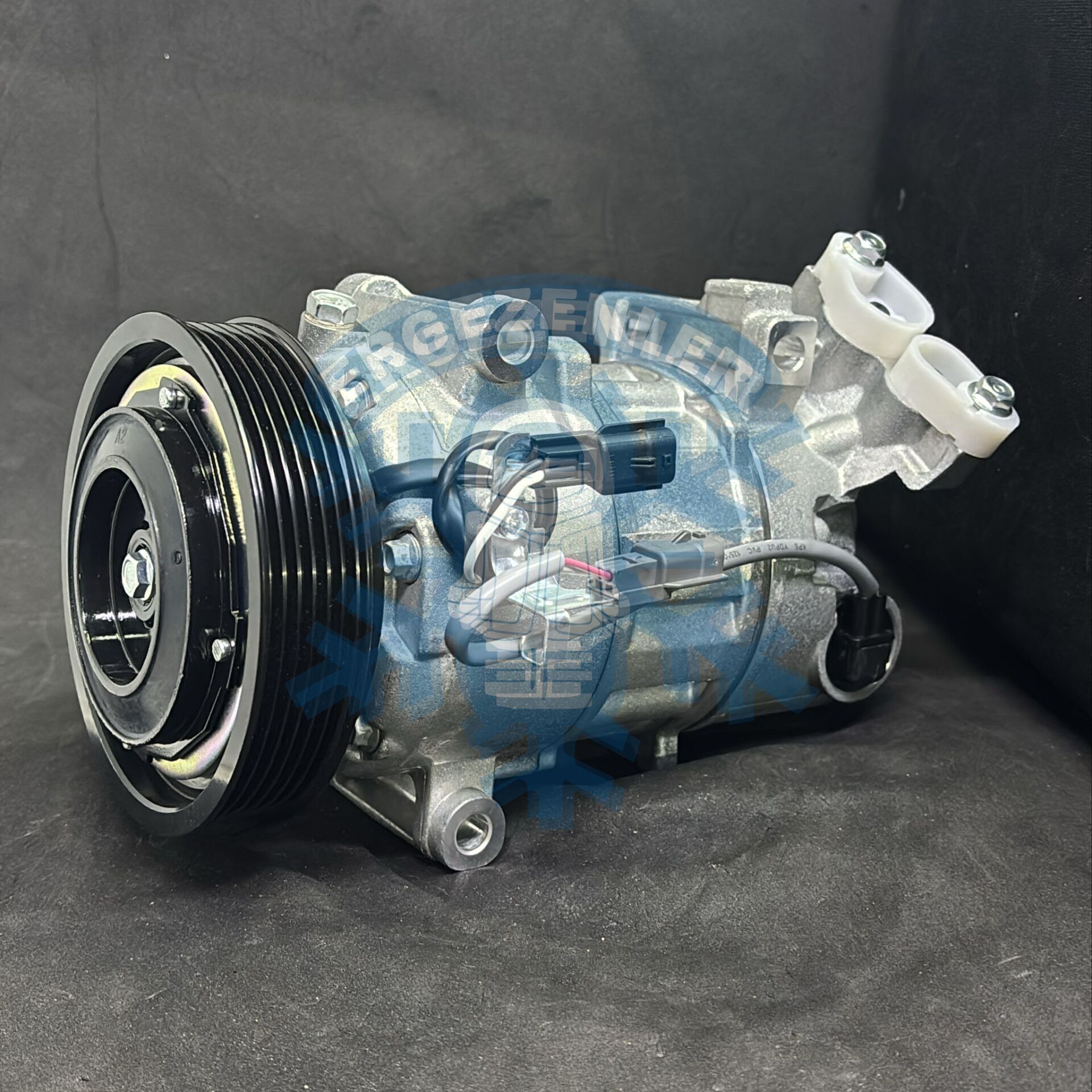 Kompresör RENAULT KADJAR - MEGANE 4 - FLUENCE -926001268R