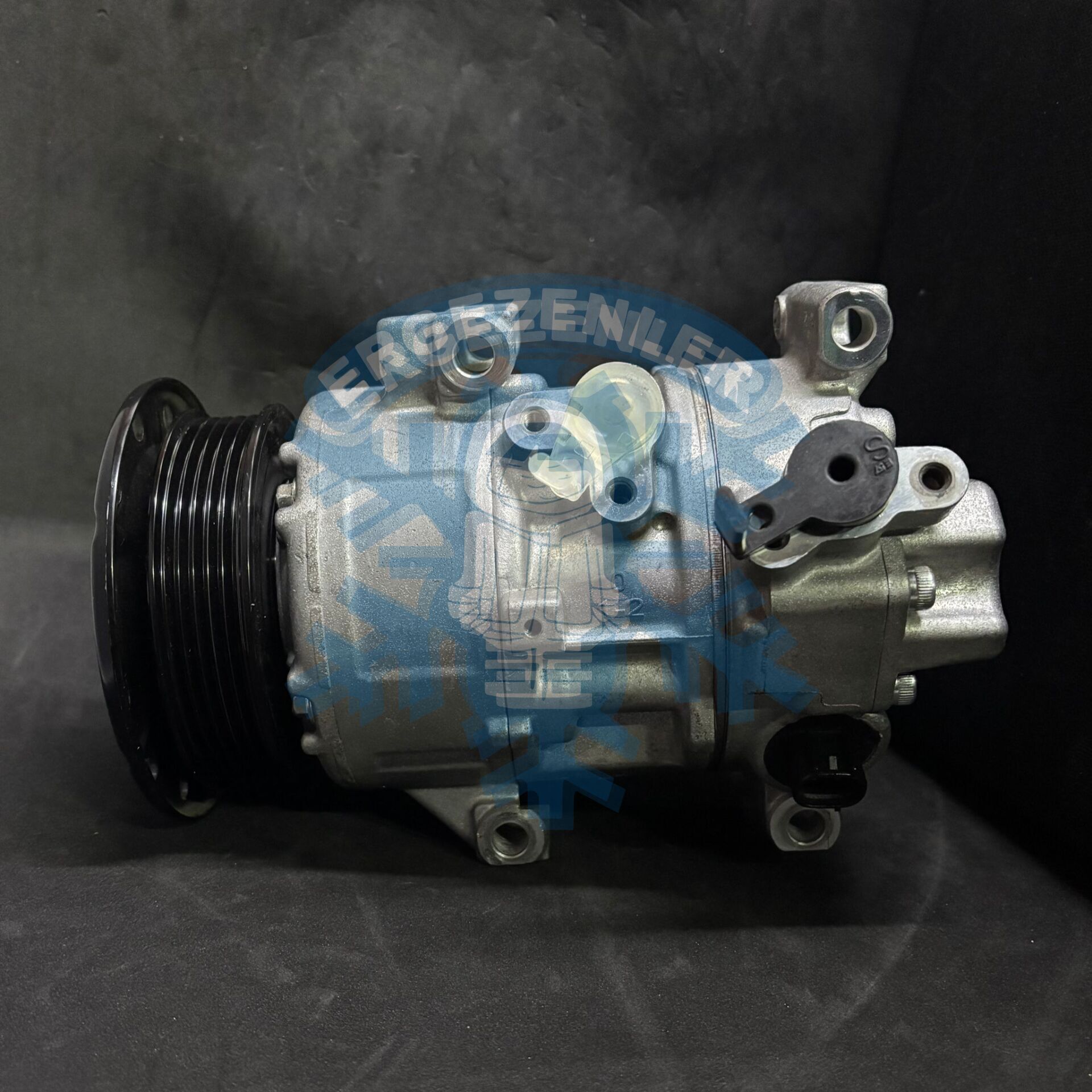 Kompresör TOYOTA AVENSİS AURİS ( DAR AYAK )