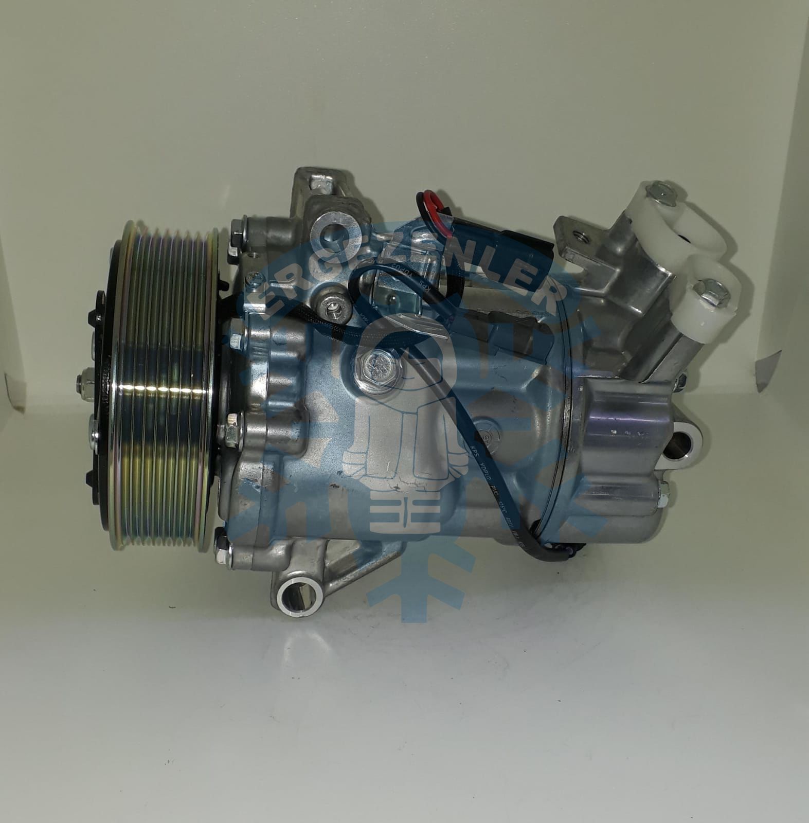 Kompresör Renault Clıo 5, Captur, Talısman ( OE: 926002888R, 926003358R, 926005450R, 926008955R)