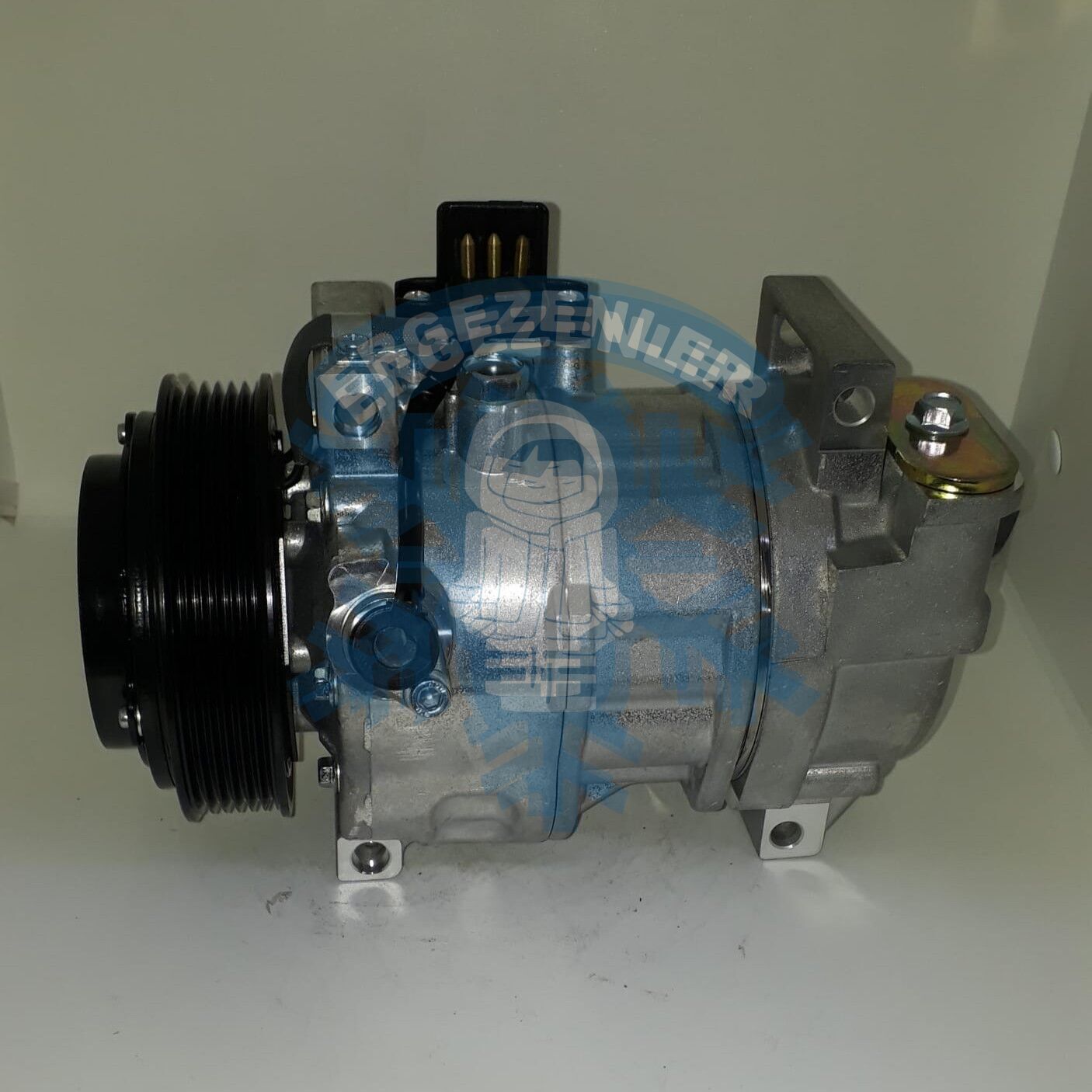 Kompresör MERCEDES BENZ C200 '1999 '2000 MODEL