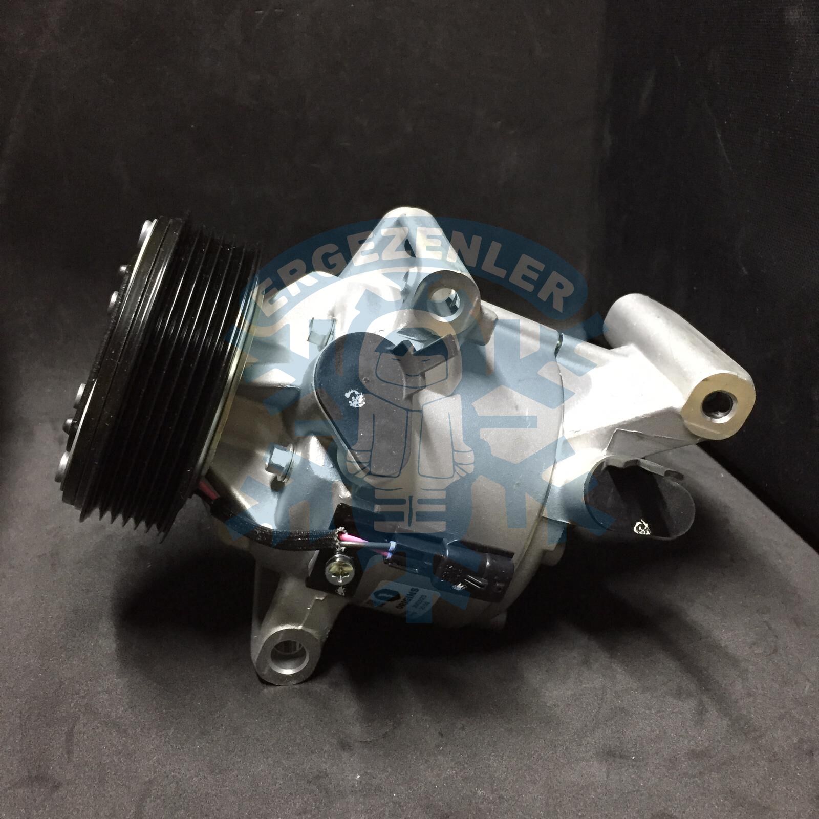 Kompresör VALEO699495 Renault Clio-Symbol 1,5 dci IV 2016> Dacia Sandero-Duster