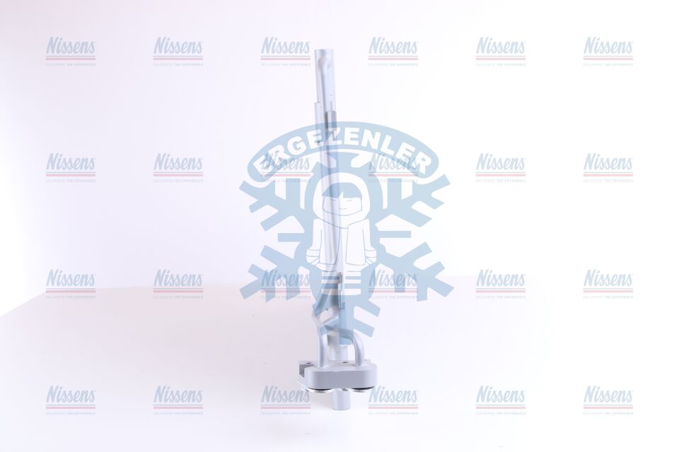 RADYATÖR, NISSENS 940086, VOLVO C30 / C70 / S40 (06-) 1.6 D / FORD FOCUS III , ÖLÇÜ: 658x372x16 mm