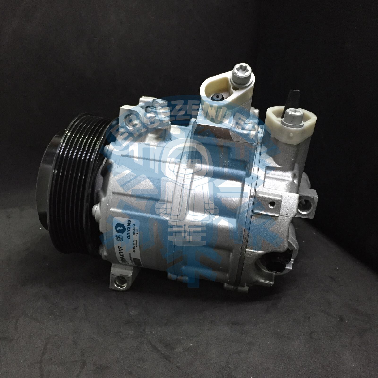 Kompresör VALEO813137 Mercedes C Class (204) (2007>) C180-C200