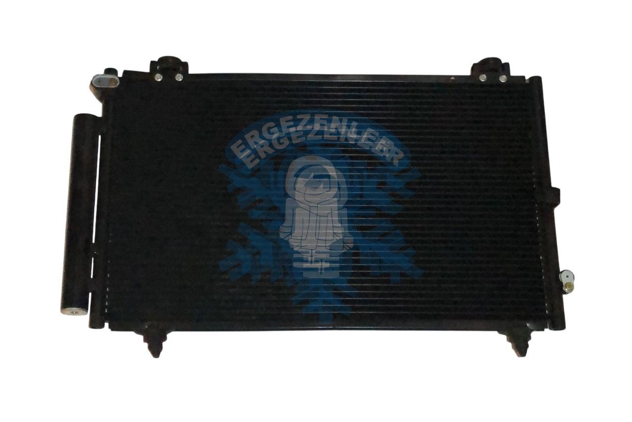 RADYATÖR, TOYOTA AVENSİS , ÖLÇÜ: 64x38 cm