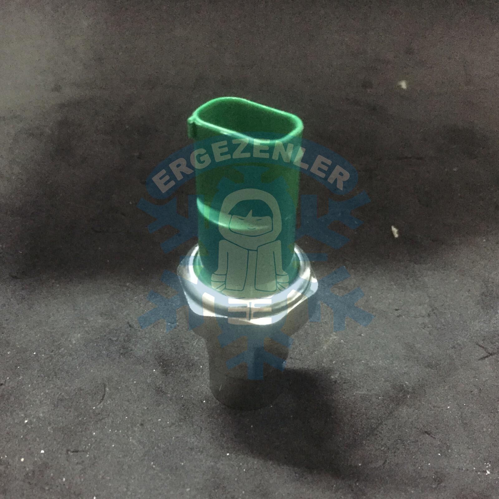 BMW E36 MÜŞÜR - OEM: 64538391639