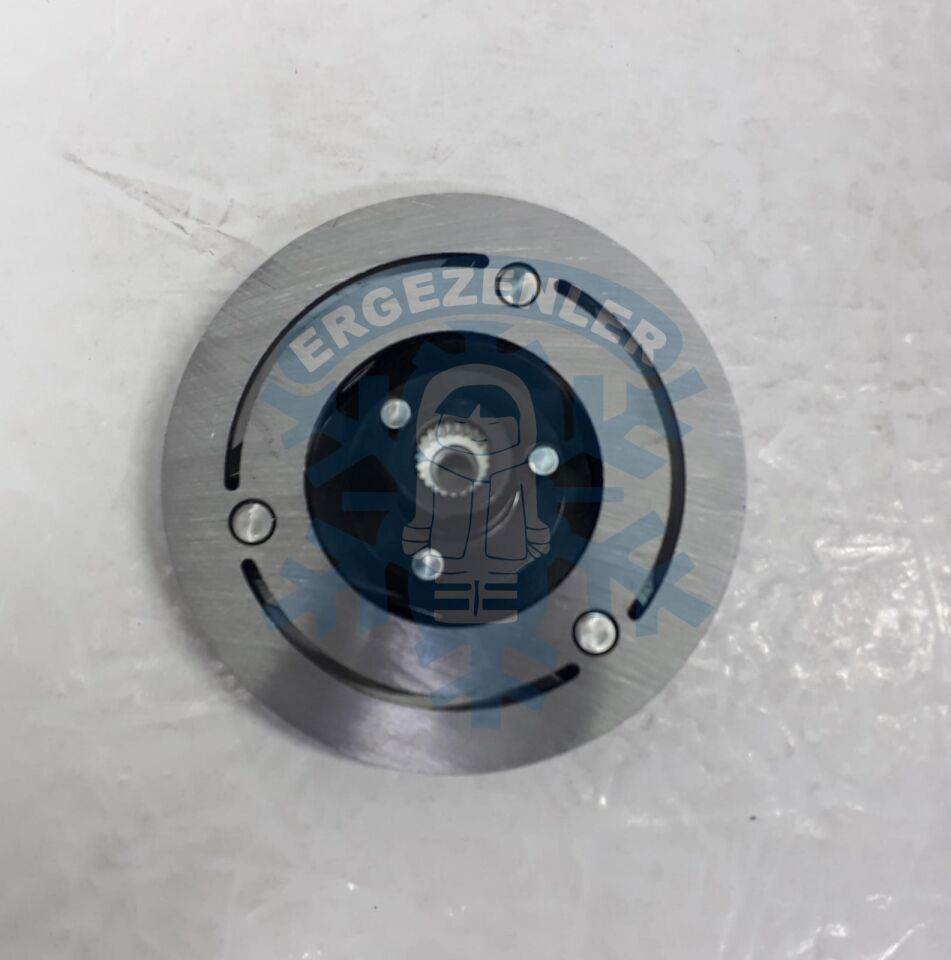 MAZDA 3 PLEYT
