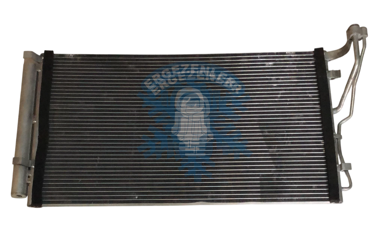 RADYATÖR, HYUNDAİ / 3, ÖLÇÜ: 71x39 cm