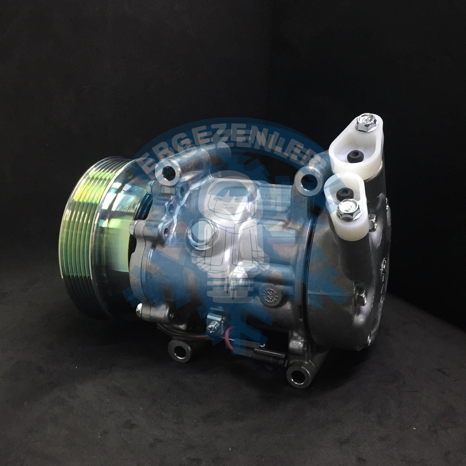 Kompresör RENAULT FLUENCE, KANGOO, CLİO, JUKE, QASHQAİ (PİSTONLU)