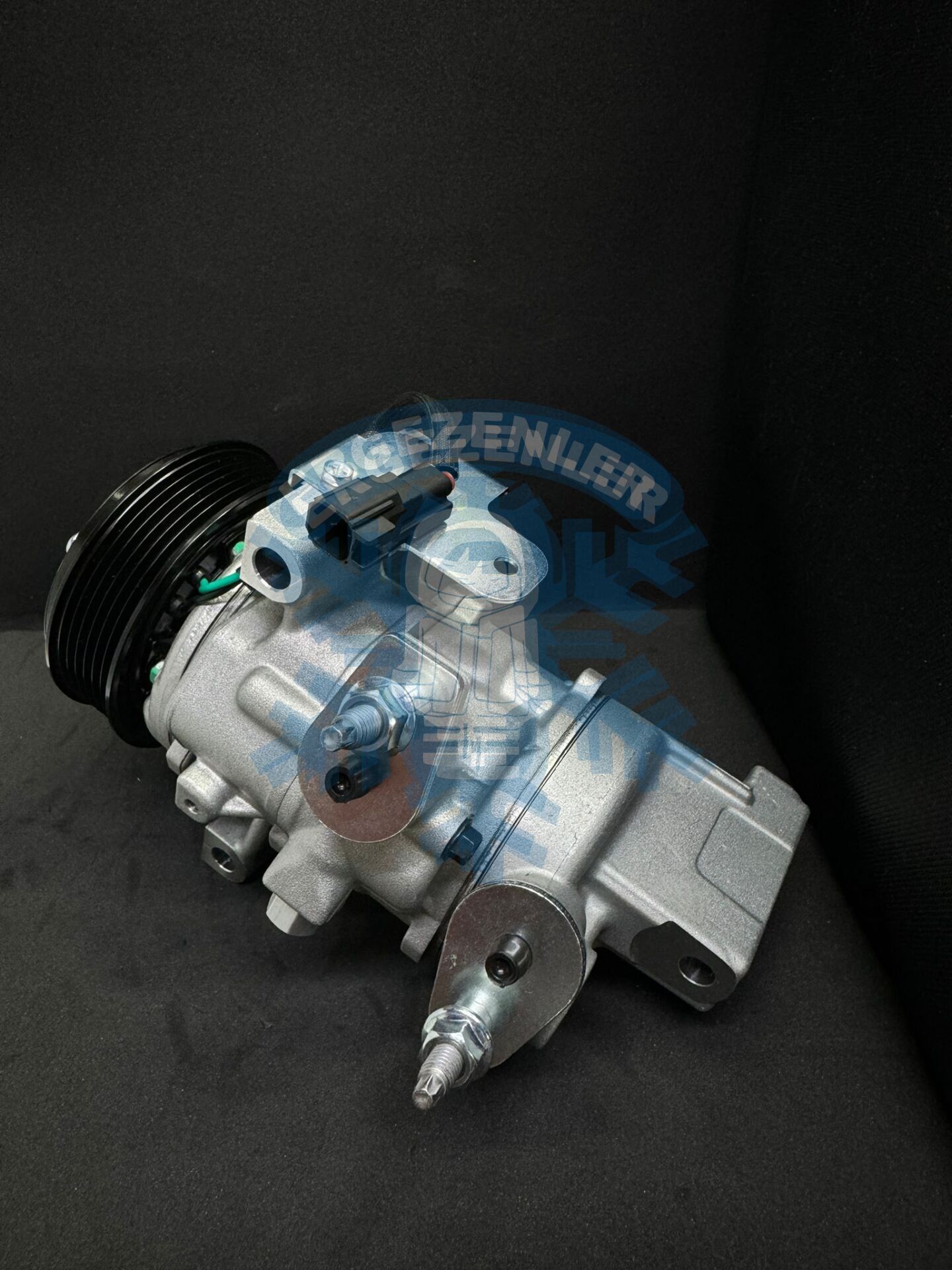 Kompresör Ford Courier 1,5 TDCİ 14>*Fiesta VII 1,5 TDCİ