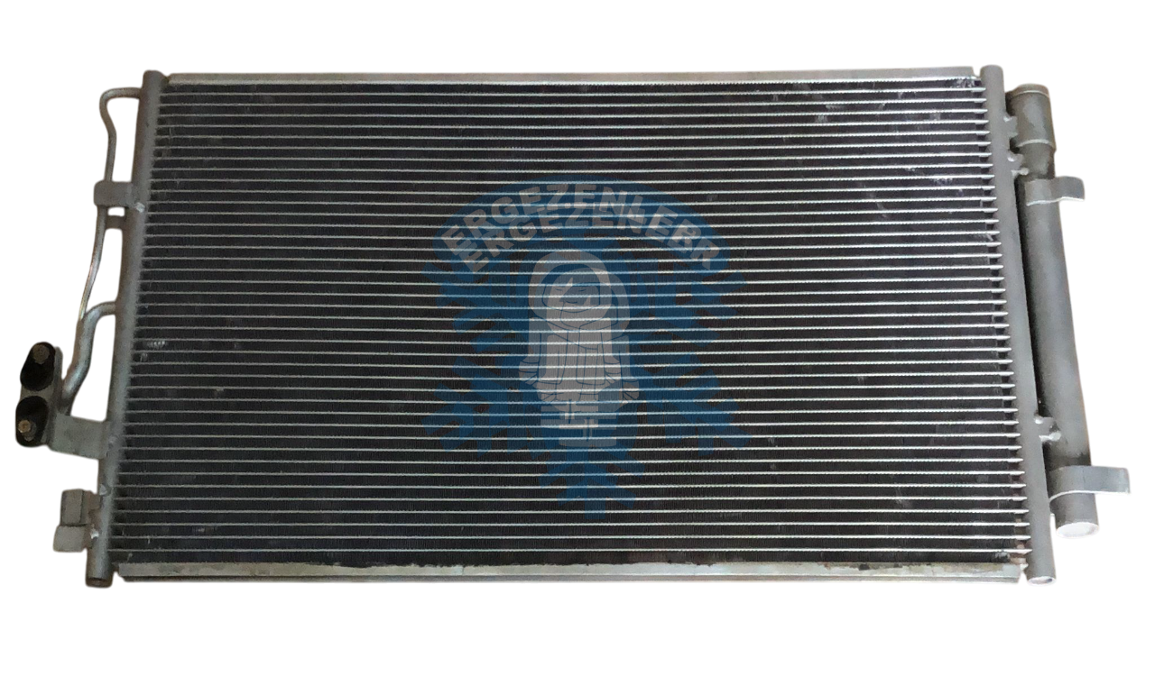 RADYATÖR, HYUNDAİ / 5 , ÖLÇÜ: 69x43 cm