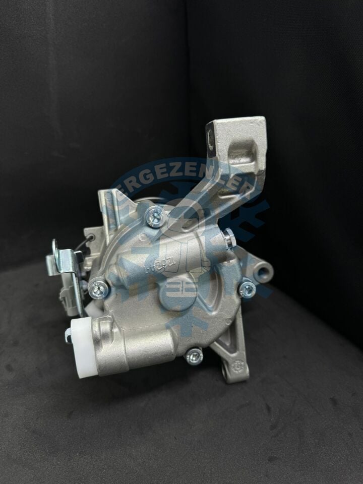 Kompresör Subaru Forester 2,0i AWD 13> * XV 1,6i AWD 12 (ahtapot)