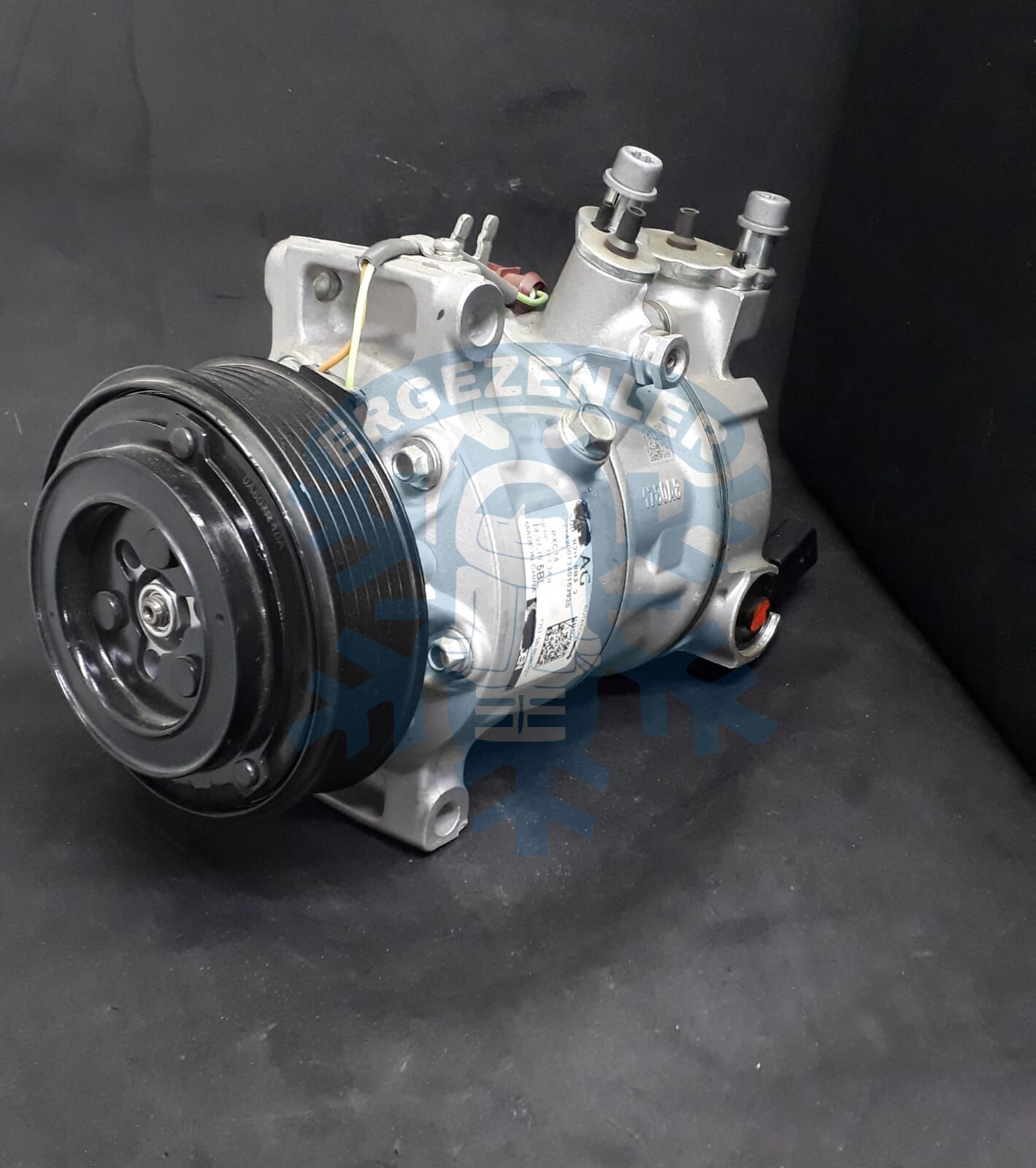 Kompresör VOLKSWAGEN GOLF 7 VP35-0062 - 5QD820803J 6pk