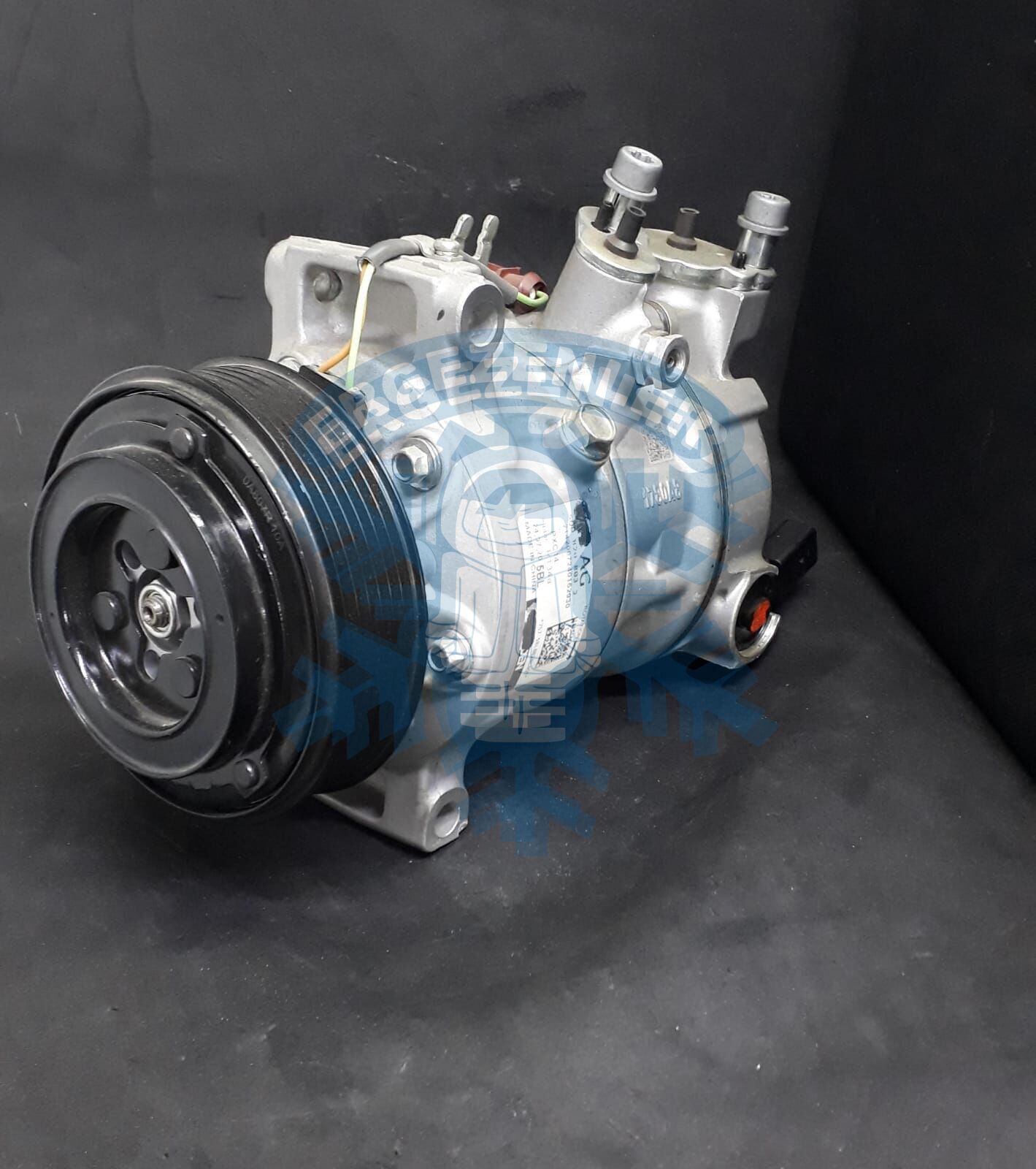 Kompresör VOLKSWAGEN GOLF 7 VP35-0062 - 5QD820803J 6pk