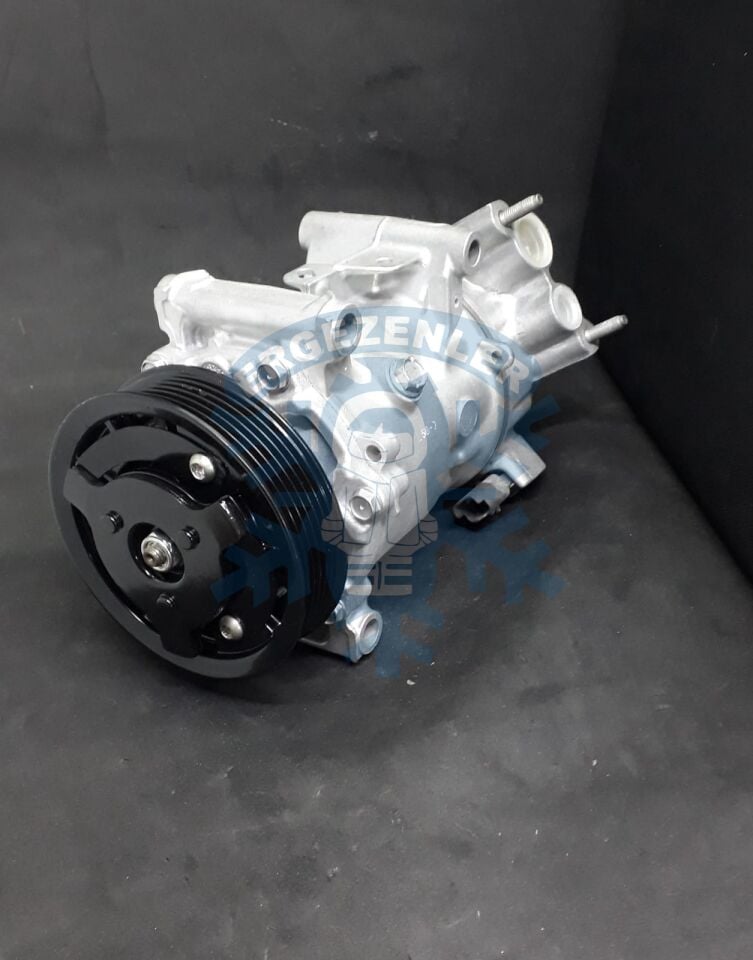 Kompresör VALEO 813178 Peugeot 3008 6PK