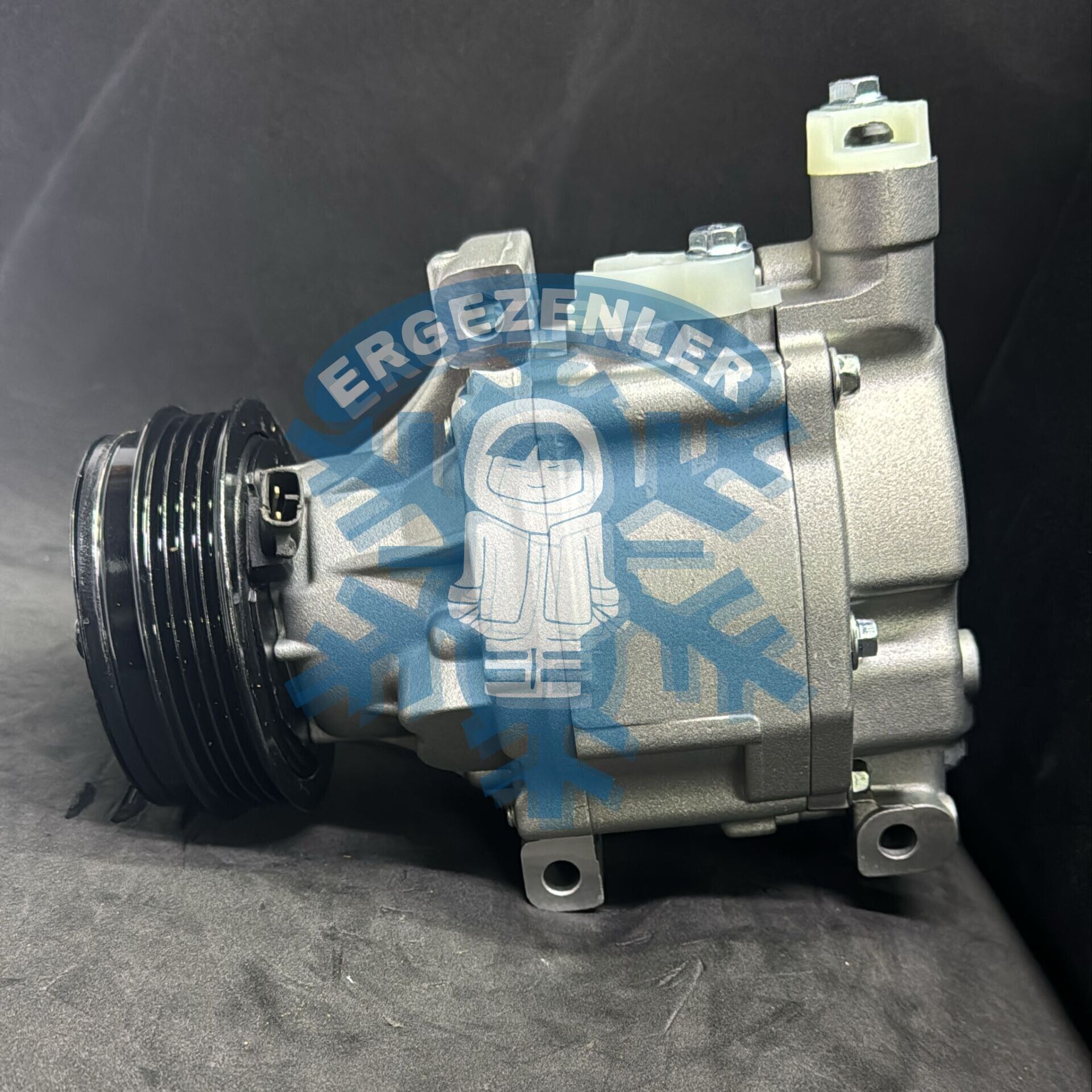 Kompresör 4PK Daihatsu / Subaru Legacy 2008-2009 Outback 2005-2009 3.0L