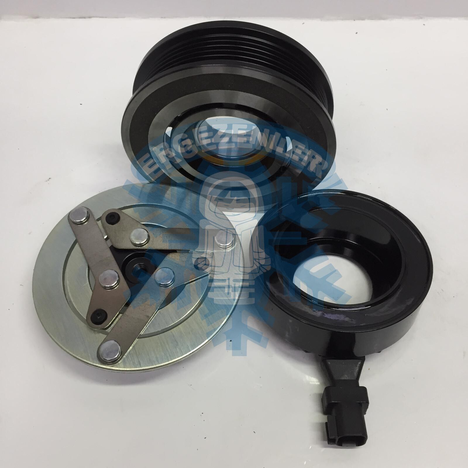 FORD FOCUS 3  6PK KASNAK SET