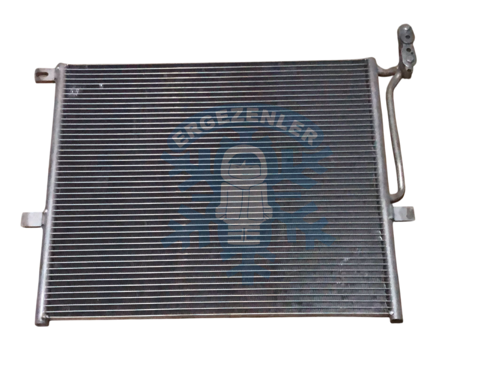 RADYATÖR, LAND ROVER RANGE ROVER / 1 , ÖLÇÜ: 56x45.5 cm
