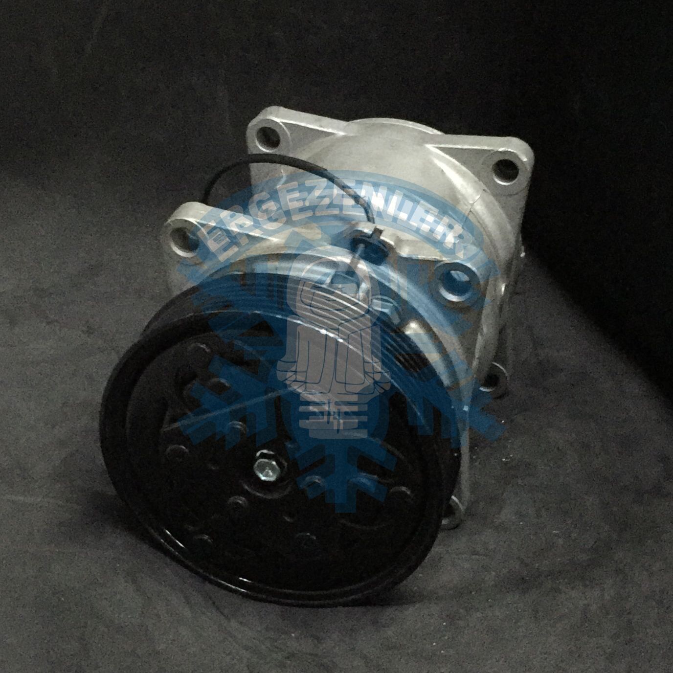 Kompresör 'REVİZYONLU' VOLVO S40 KULAKLI LAGUNA TİP