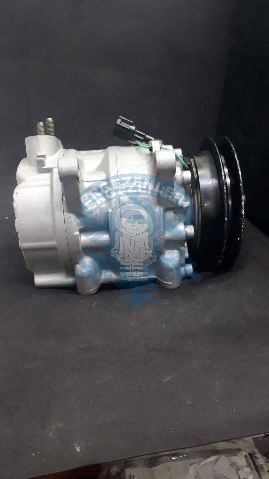 Kompresör 'REVİZYONLU' NİSSAN KULAKLI V KASNAK