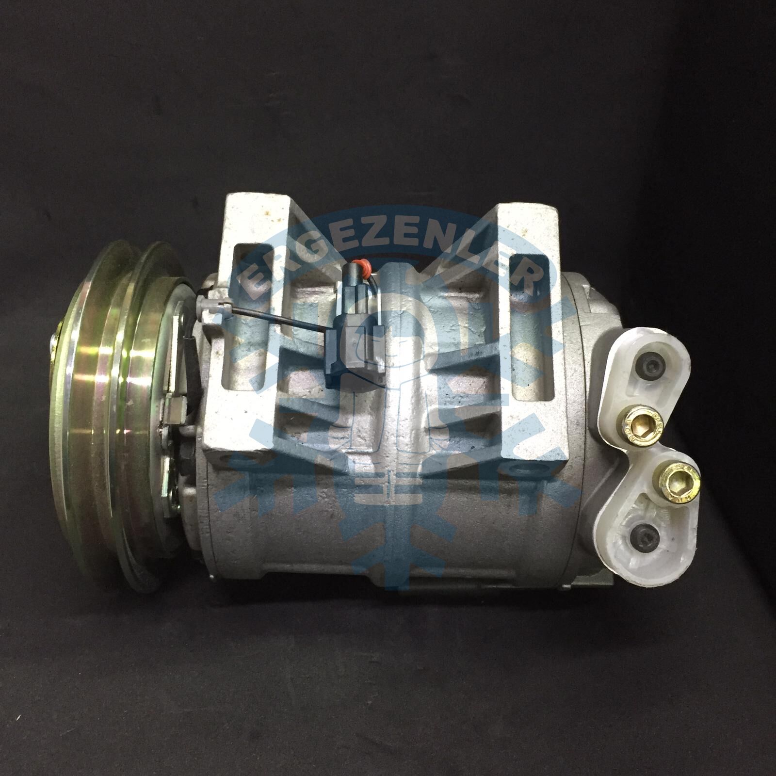 Kompresör Nissan Pick UP 2.5D 02-