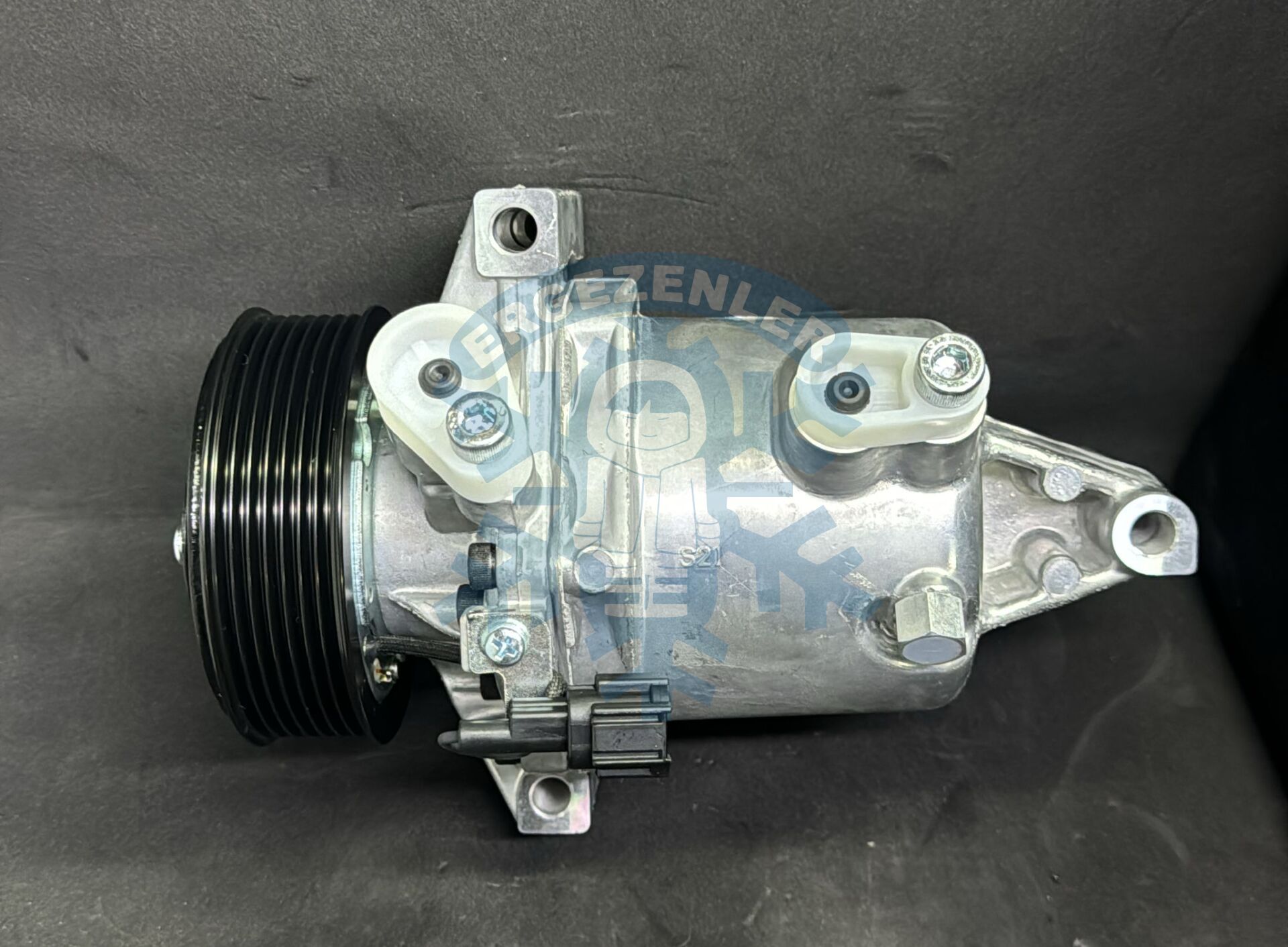 Kompresör Nissan Juke 10- *