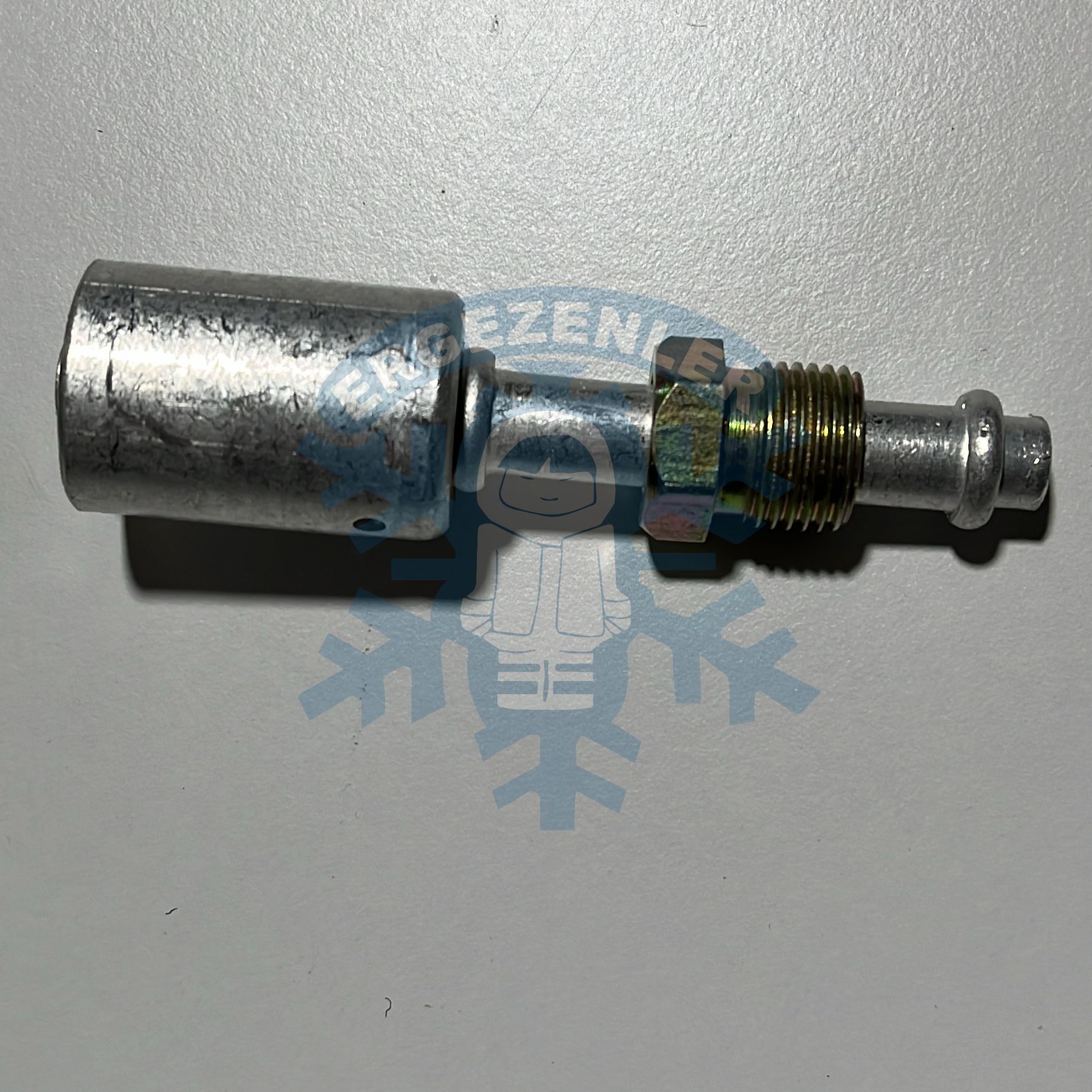 8mm UNIVERSAL KAPSÜLLÜ DİŞİ APARAT