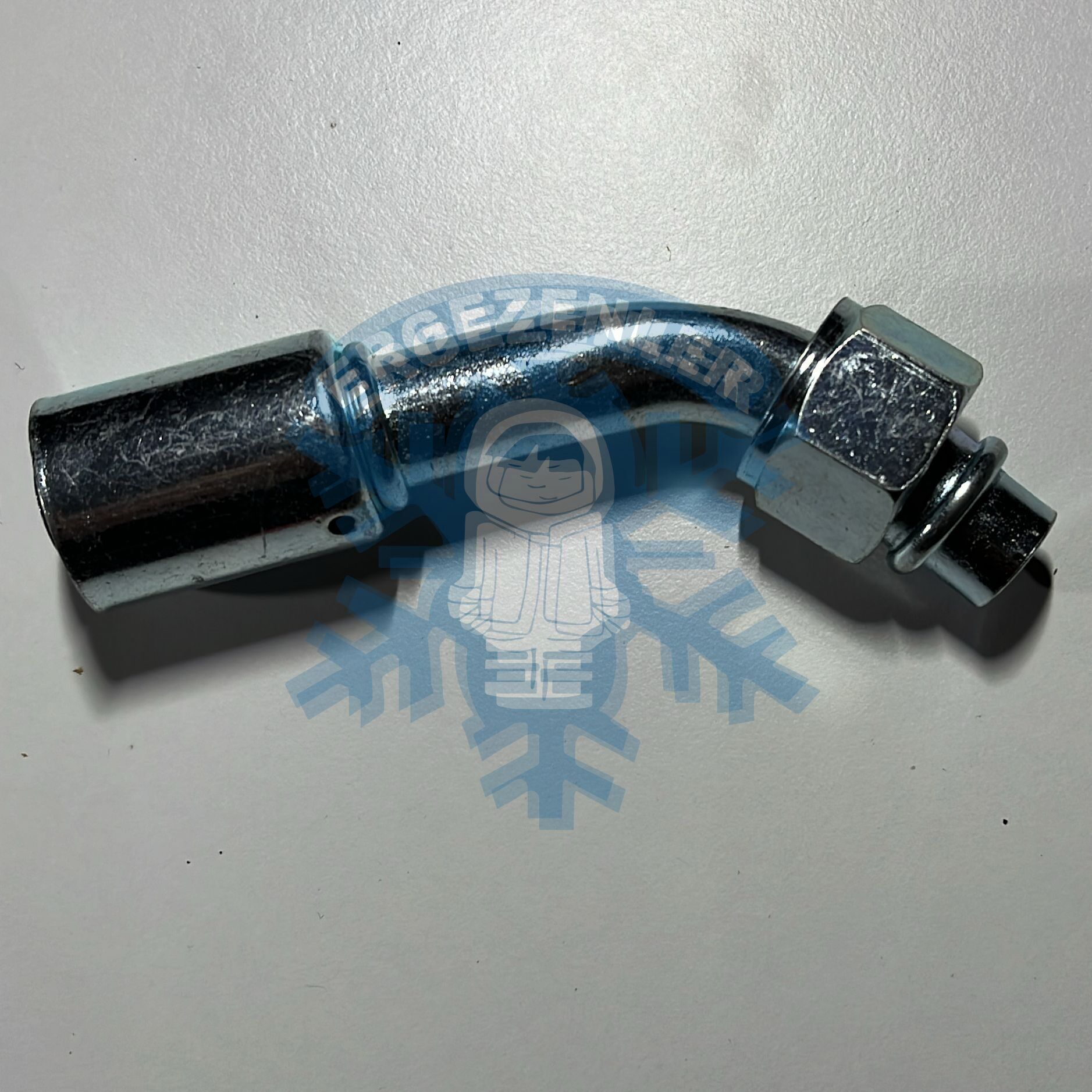 13mm ERKEK, KAPSÜLLÜ UNIVERSAL APARAT