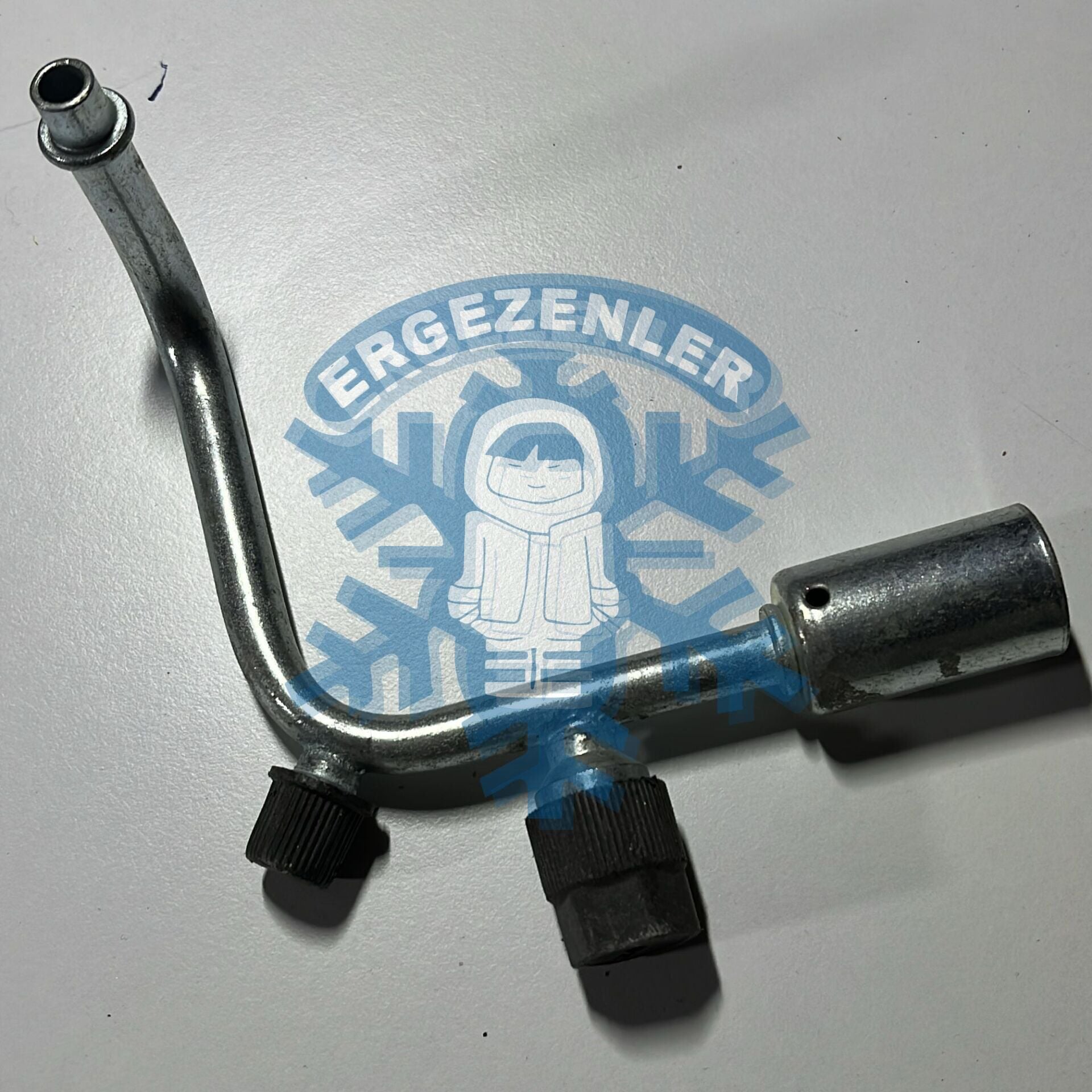 8mm UNIVERSAL KAPSÜLLÜ, MÜŞÜR VE BASINÇ PORTLU DEMİR APARAT