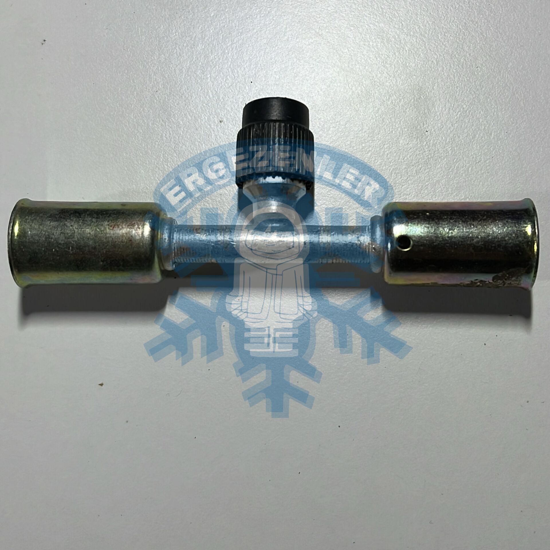 8mm BASINÇ PORTLU KASPÜLLÜ ARA APARAT