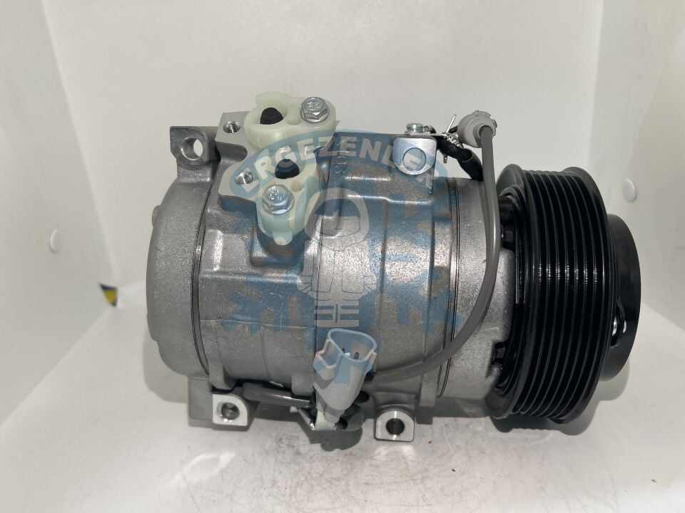 TOYOTA LAMD CRUİSER ÖZEL MODEL DİZEL